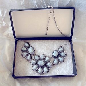 Costume Jewelry Necklace